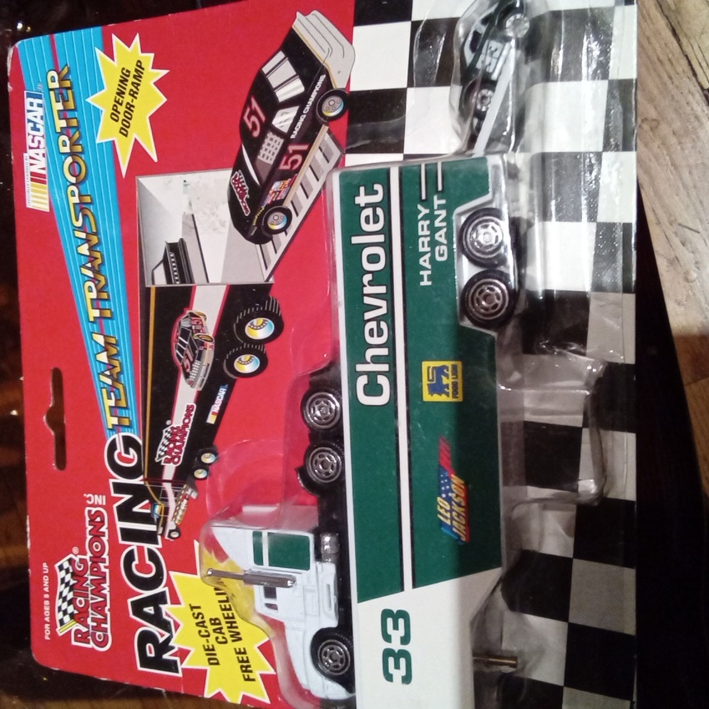 Harry Giant Racing Champions Team Transporter 1994 Nascar Die Cast